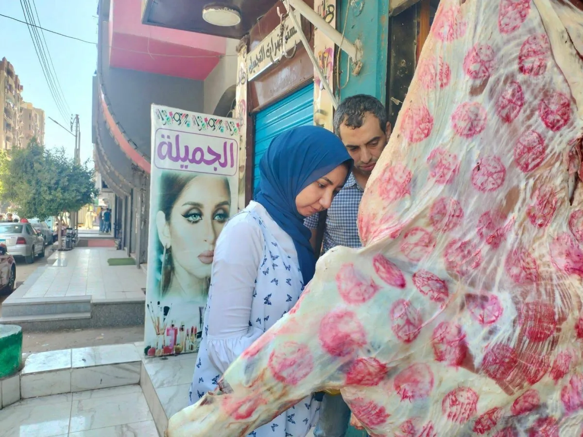 مصادرة وإعدام 60 كجم لحوم ومواد غذائية فاسدة خلال حملات تفتيشية على الأسواق