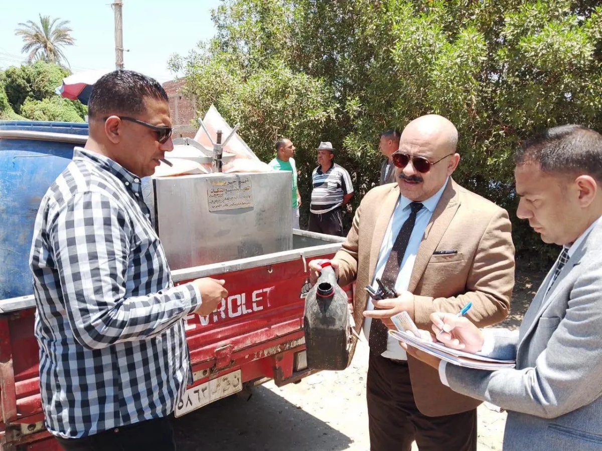 ضبط 2 طن ألبان فاسدة ومخزن سلع غذائية غير مرخص ومصادرة أكثر من 6 آلاف عبوة جبن منتهية الصلاحية