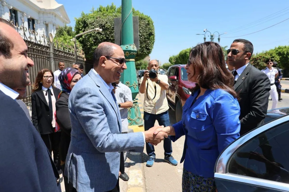 كدواني يستقبل وزيرة الثقافة لبحث تعزيز العدالة الثقافية وافتتاح ملتقى أدباء وسط الصعيد الـ23