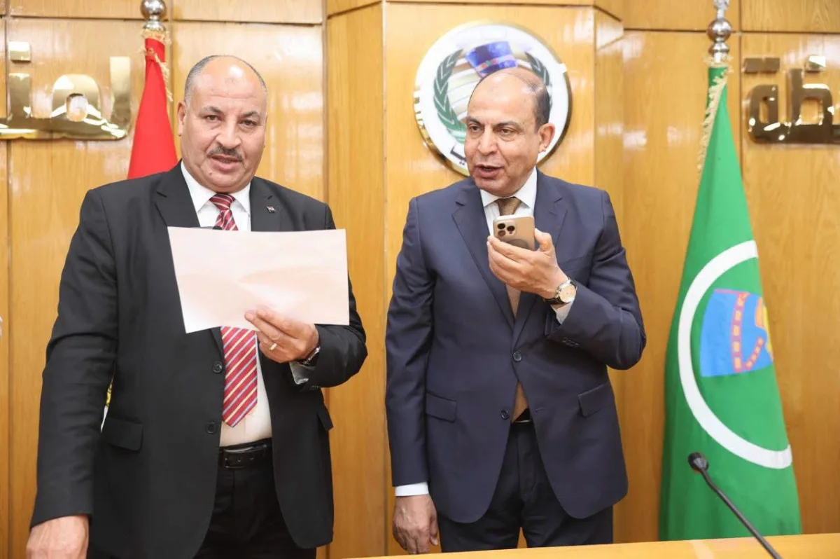 محافظ المنيا يعتمد نتيجة الشهادة الإعدادية ويهنئ الأوائل