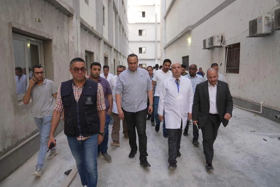 رئيس هيئة الرعاية الصحية يتفقد مستشفى العدوة المركزي