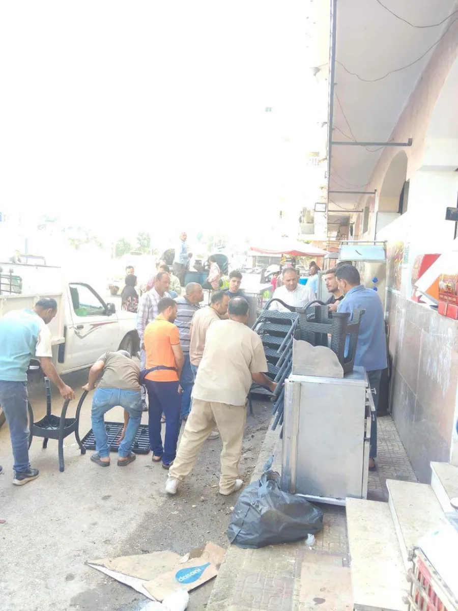 ضبط لحوم وزيوت فاسدة ومواد طلاء وألوان صناعية محظورة بمختلف مراكز المحافظة