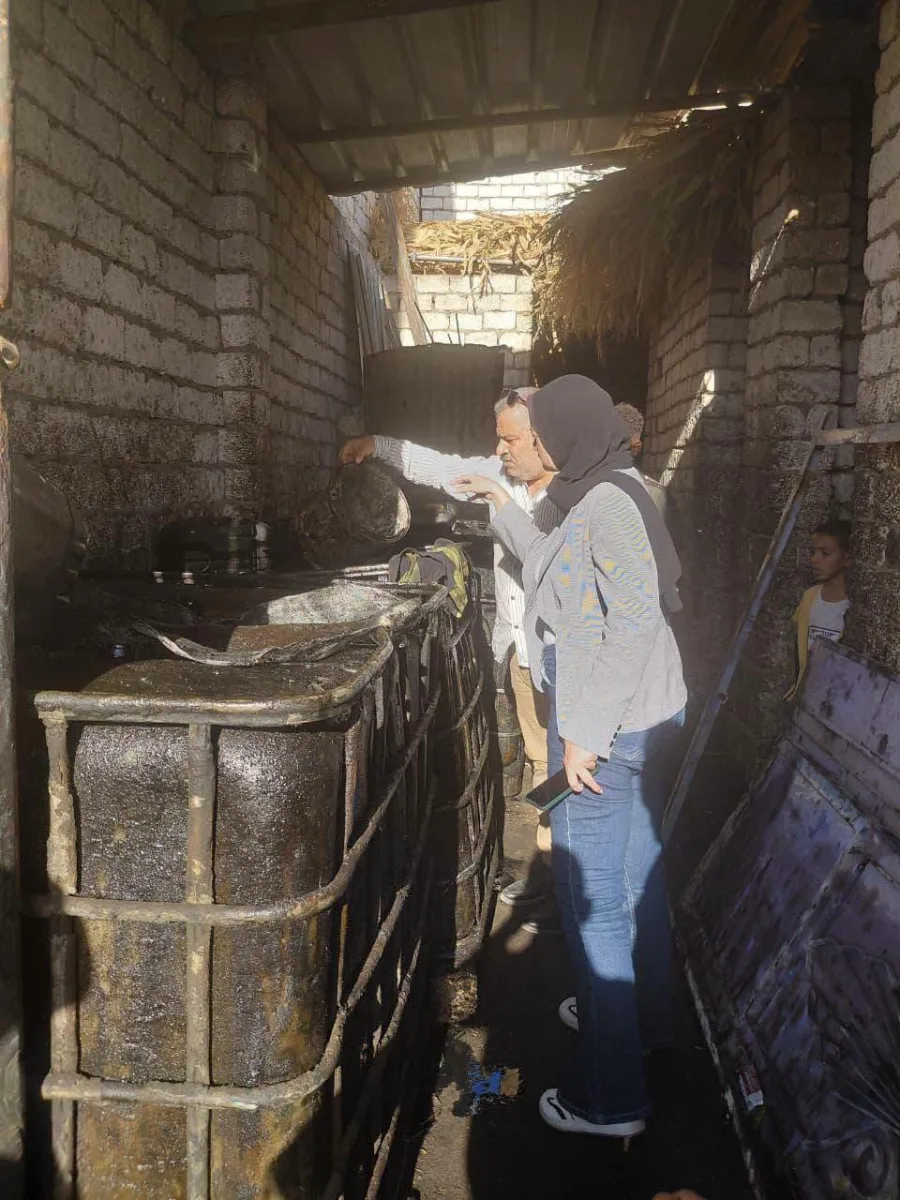 ضبط 2500 لتر زيوت سيارات مستعملة قبل إعادة تدويرها وطرحها في الأسواق بالمنيا